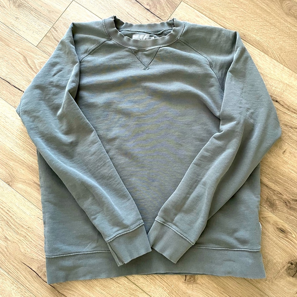 Men's Gray Sweatshirt